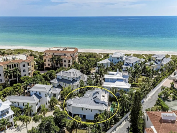 Longboat Key Vacation Home Six Bedroom Walk to Beach